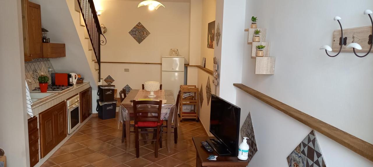 טראסיני Casa Vacanze Chiara מראה חיצוני תמונה